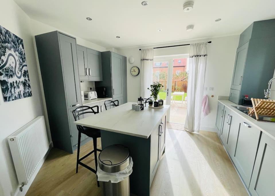 Stunning! Beautiful Contemporary Property In Holt, Norfolk 霍尔特 外观 照片