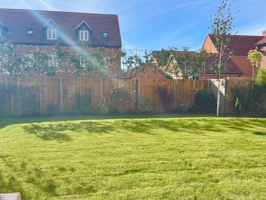 Stunning! Beautiful Contemporary Property In Holt, Norfolk 霍尔特 外观 照片