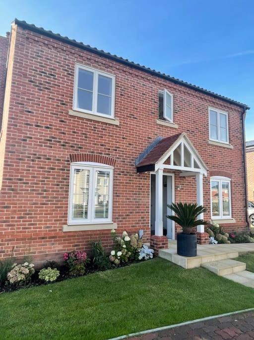 Stunning! Beautiful Contemporary Property In Holt, Norfolk 霍尔特 外观 照片